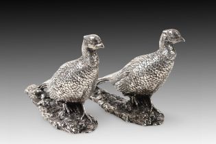 A Pair of Sheffield Silver Birds with Magnificent Carving and Detail Weight: 682g Length: Approxima