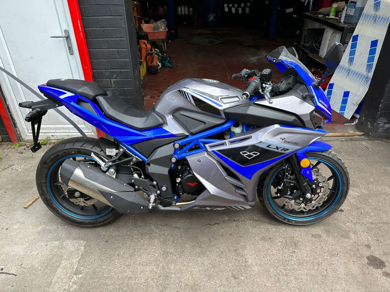 New Motorbikes,  Scooters, Transit Vans, Screed Flooring & Rendering Equipment- Auction Sale (No Reserves)