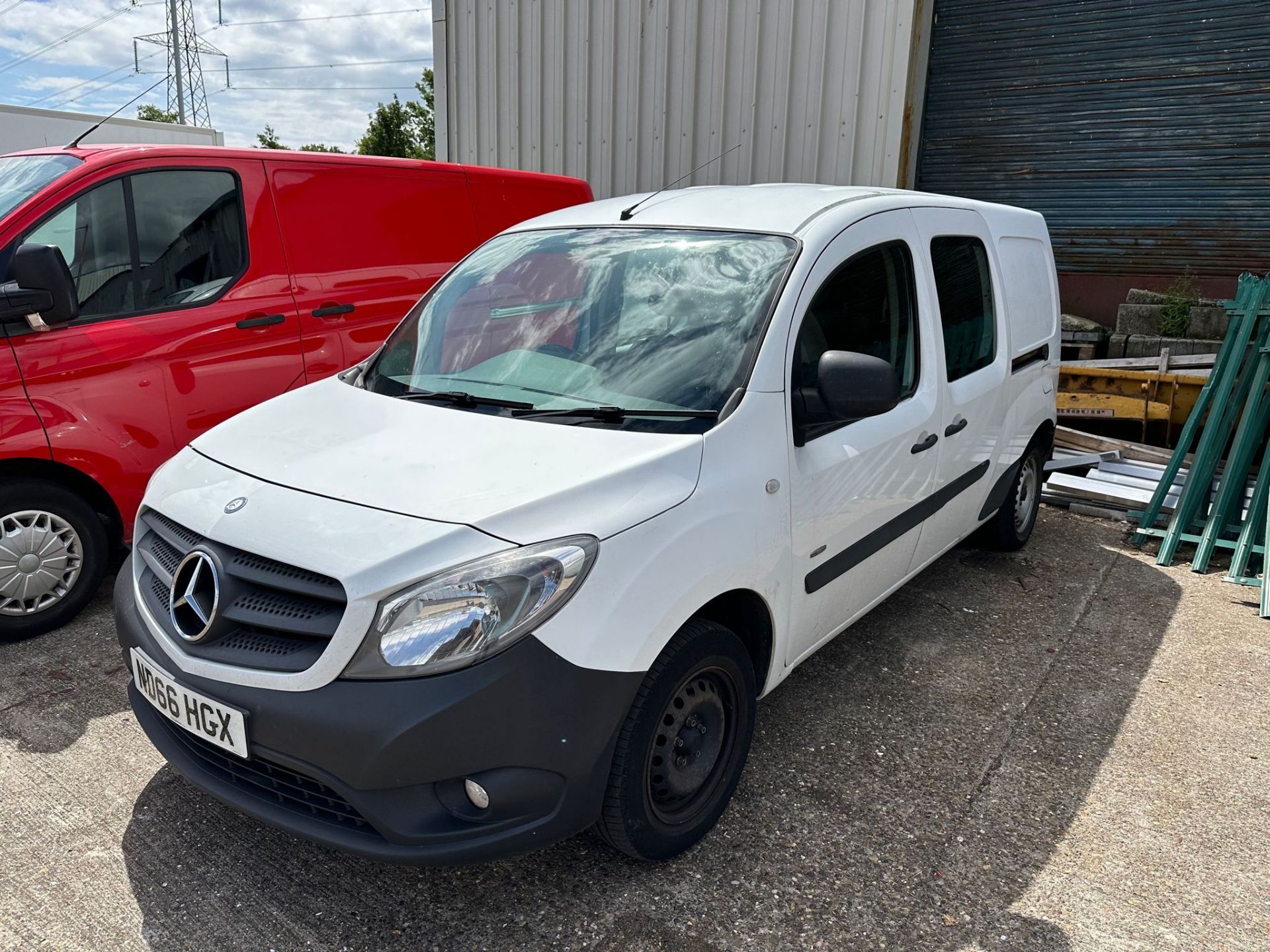 MERCEDES CITAN CREW VAN (REG: ND66 HGX) - MOT MARCH 2024- 92k MILES - Image 2 of 5