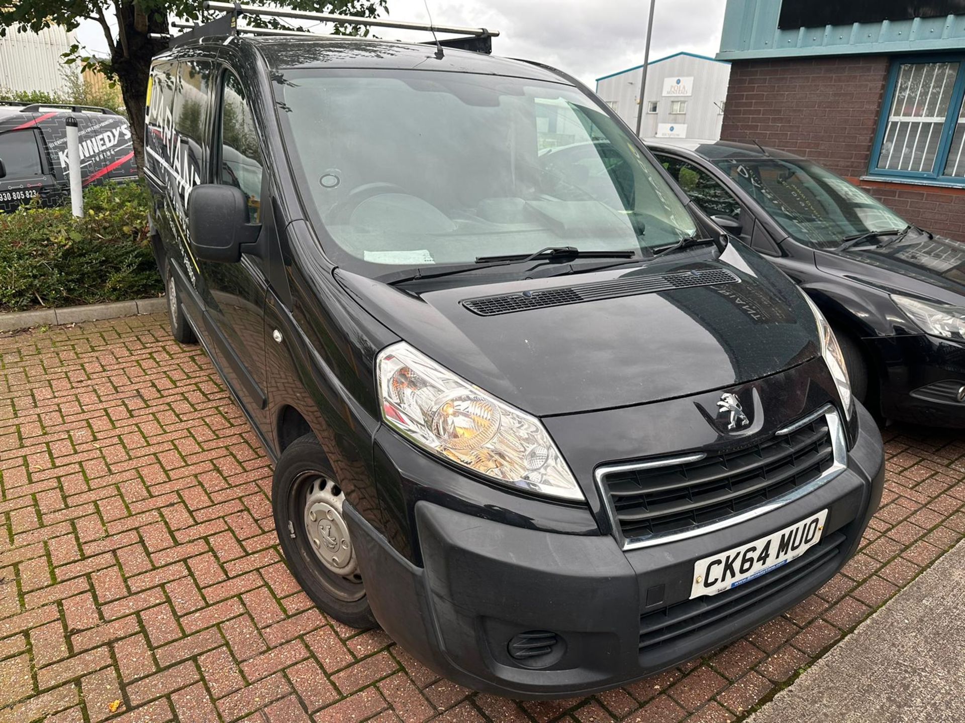 PEUGEOT Expert (2014) Reg- CK64 MUO, 157k miles MOTD 9th May 2024 - Image 2 of 4