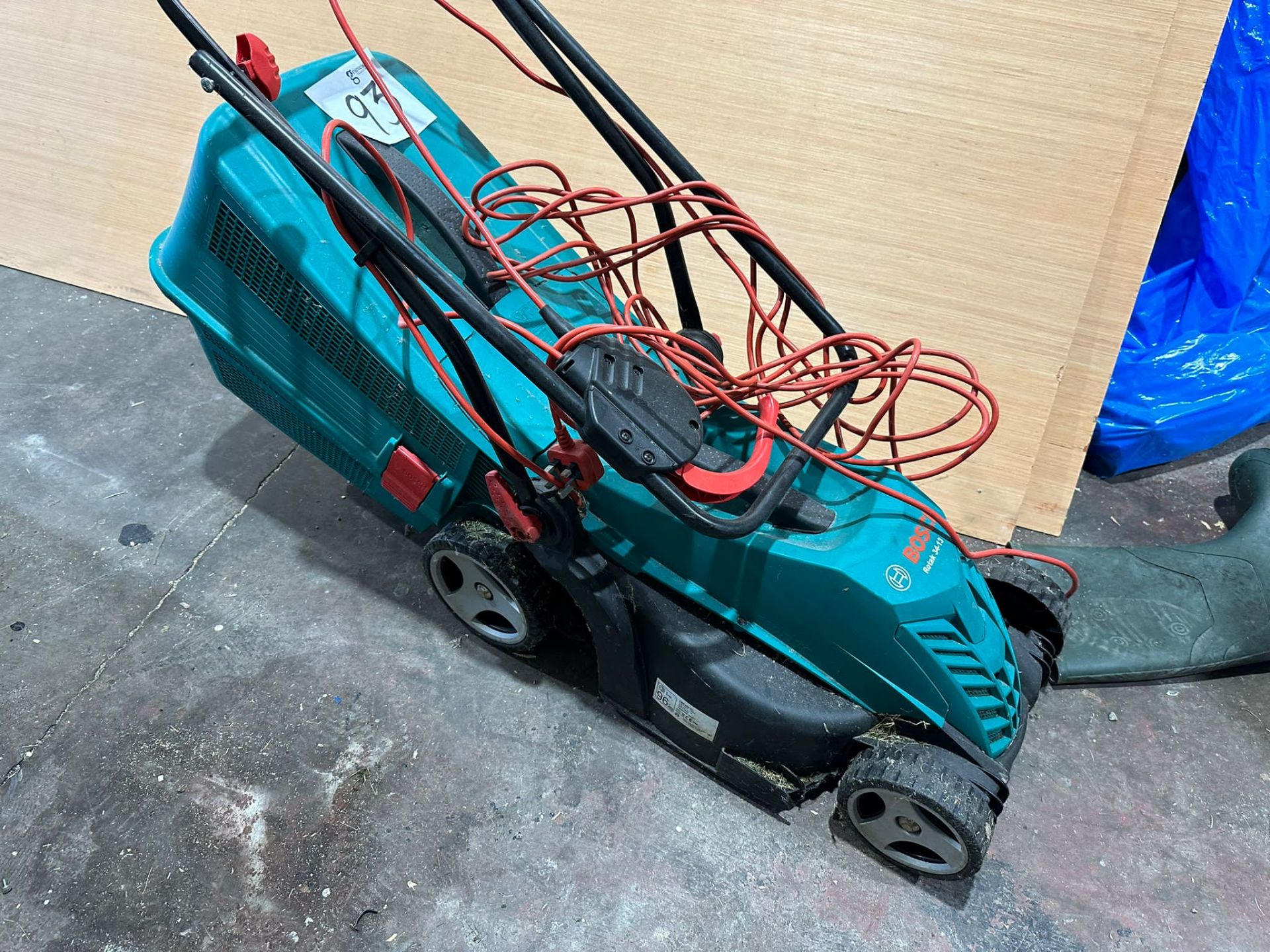 BOSCH Rotak 34-13 Electric Grass Cutter