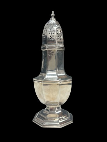 1930s Art Deco silver sugar shaker by Viners, Birmingham hallmarks. Approx 21cm high and 260g.