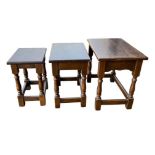 Oak nest of 3 tables, largest measures: height 47cm, width 55cm and depth 35cm.
