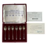 Roberts & Belk "British Hall Marks" cased set of 6 sterling silver spoons, each weighting approx.