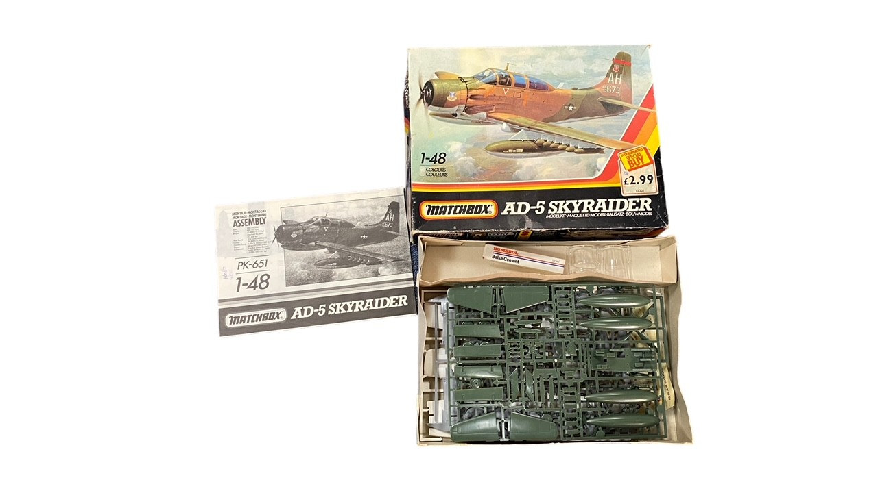 Miscellaneous unmade, part-built and part-painted plastic kits, 1/76th to 1/24th scale, generally - Image 5 of 8