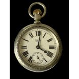 Waltham USA 1909 large top-wind pocket watch, white dial with black Roman numerals, subsidiary