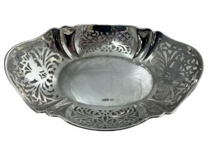 A large silver filigree dish by R.F. Mosley & Co, Sheffield 1927. Weight 333g. Approx 30cm x 19.5cm.