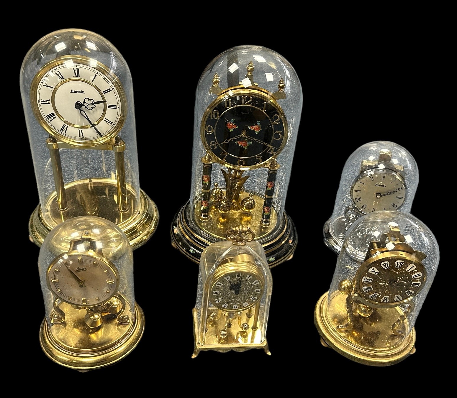 Anniversary clock collection, generally excellent to good, with Kundo, Hermle, etc. Unchecked for