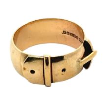 A large 9ct gold buckle ring. Size V. Weight 8.67g. Birmingham hallmarks. Please see the buyer's