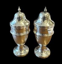 Boxed pair of Barker Brothers silver Pepperettes (Pepper Shakers). Held in presentation case. Each