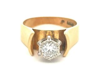 A gold and diamond solitaire ring, stamped 18ct. Diamond approx 0.35ct. Approx VS2 to SI1 clarity.