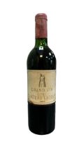 GRAND VIN DE CHATEAU LATOUR 1964 Pauillac Bordeaux, 75cl single bottle, no strength given.