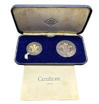 1969 Prince Charles Investiture cased silver medals twin set (46mm and 36mm), with certificate