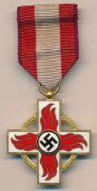 Germany, Third Reich Gold Fire Brigade Cross, First Class, with enamel central detailing, arms in