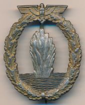 German, Second World War, Kriegsmarine Minesweeper War Badge, Marked N S to reverse, with pin back