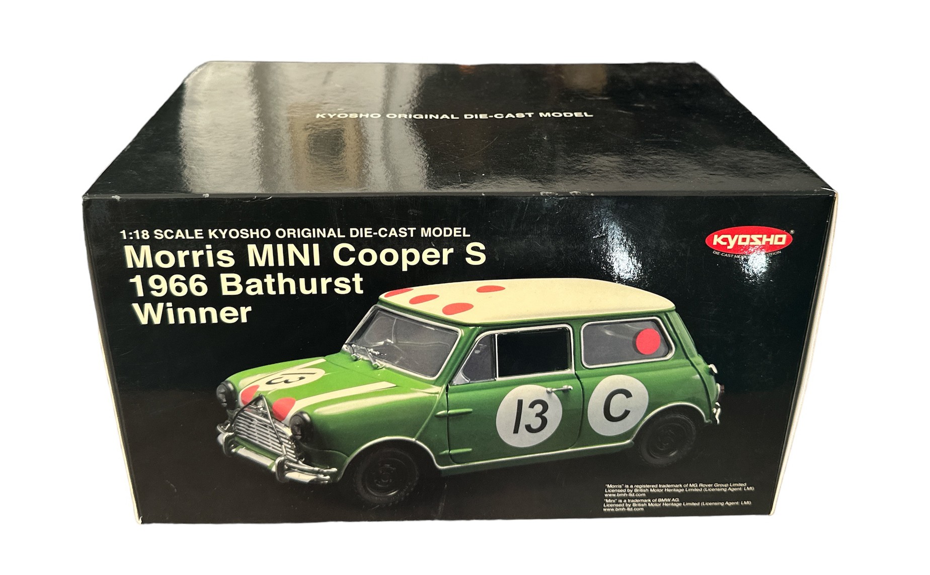 Kyosho 1/18 scale 1966 Bathurst winner Morris Mini Cooper S green No. 08103BT, generally - Image 2 of 2