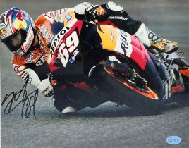 Framed signed Nicky Hayden picture. Nicky Hayden won the MotoGP Championship in 2006. COA Sportizus,