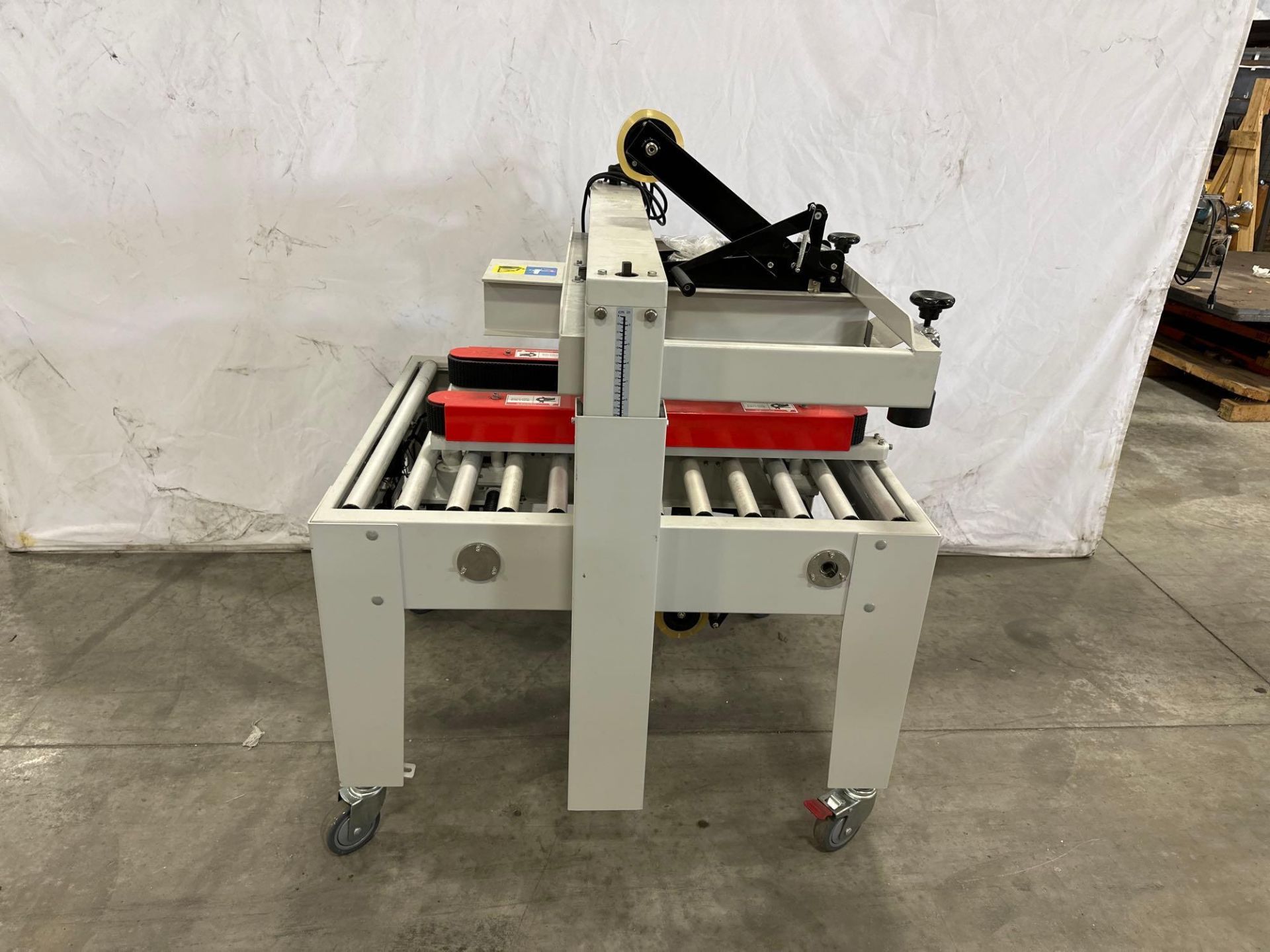 Semi-Automatic Carton Sealer