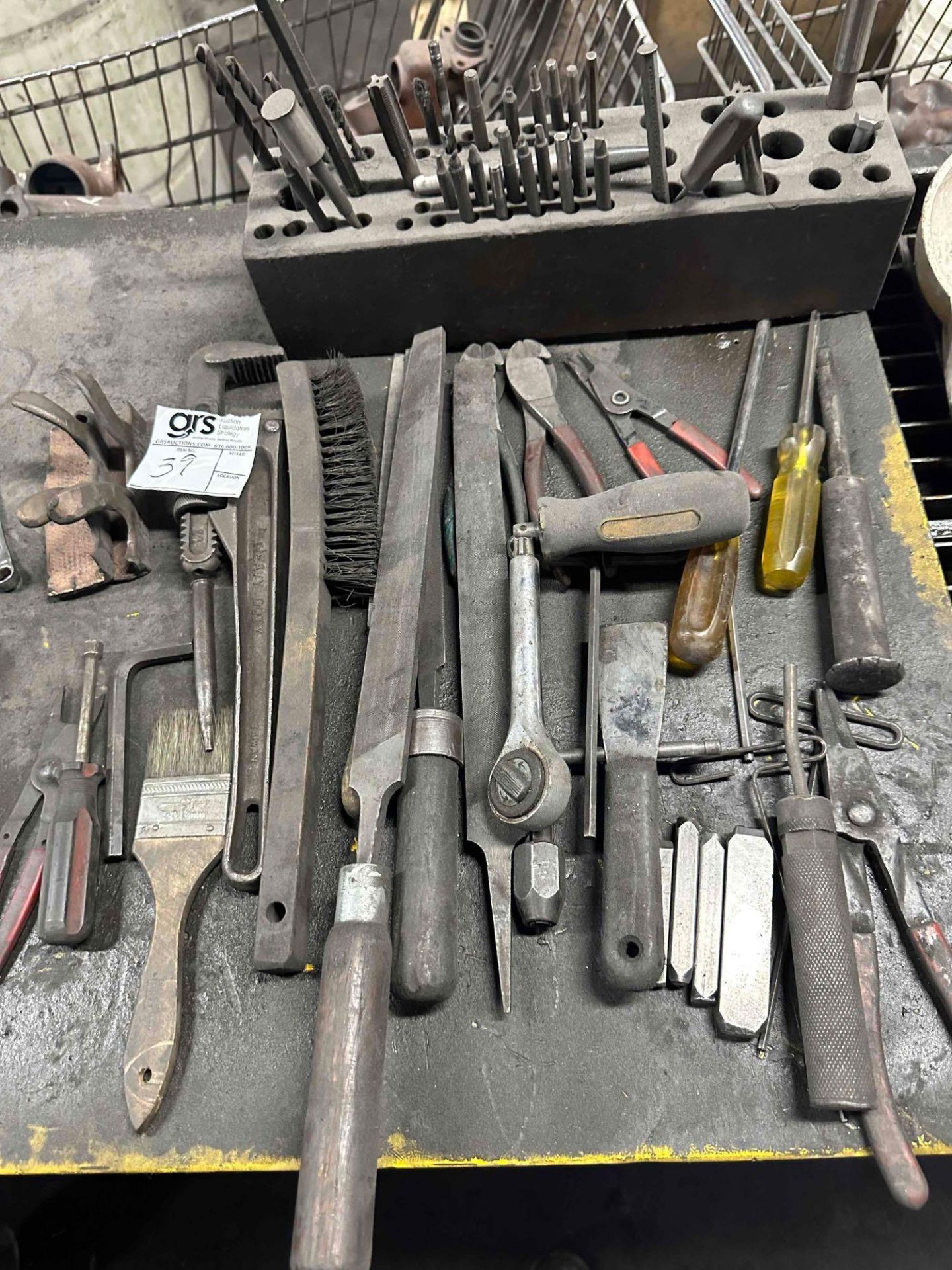 Box Wrenches, Punches, (1) Pipe Wrench, Files, Scrapers, Nips, Drill Bits & Scrappers Assorted - Bild 2 aus 5