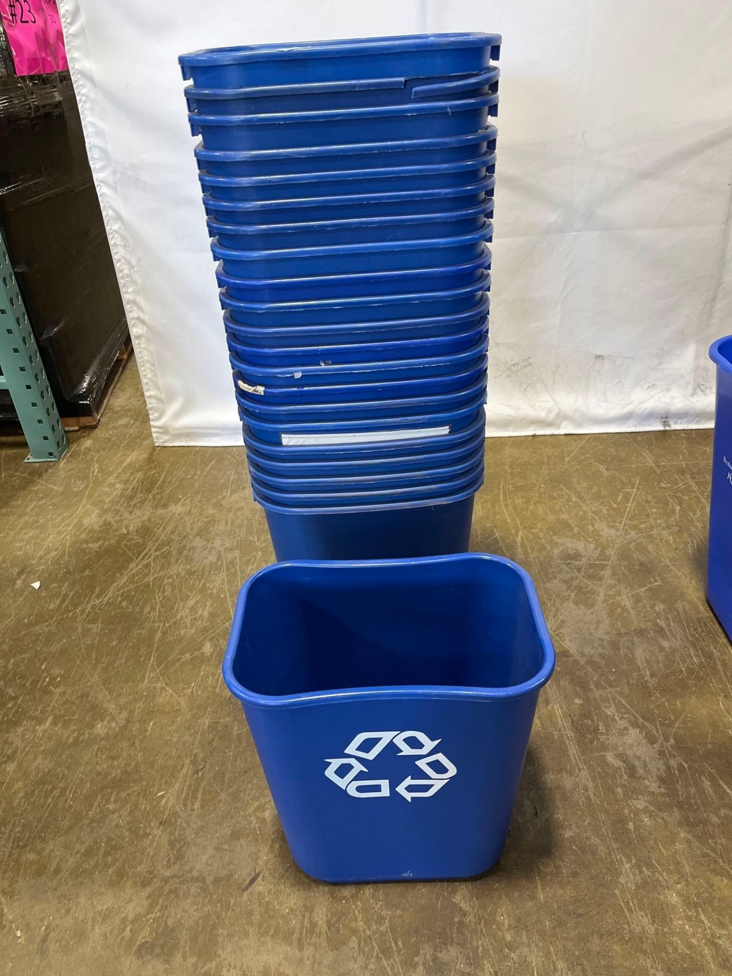 (22) Recycle Bins - Image 2 of 4