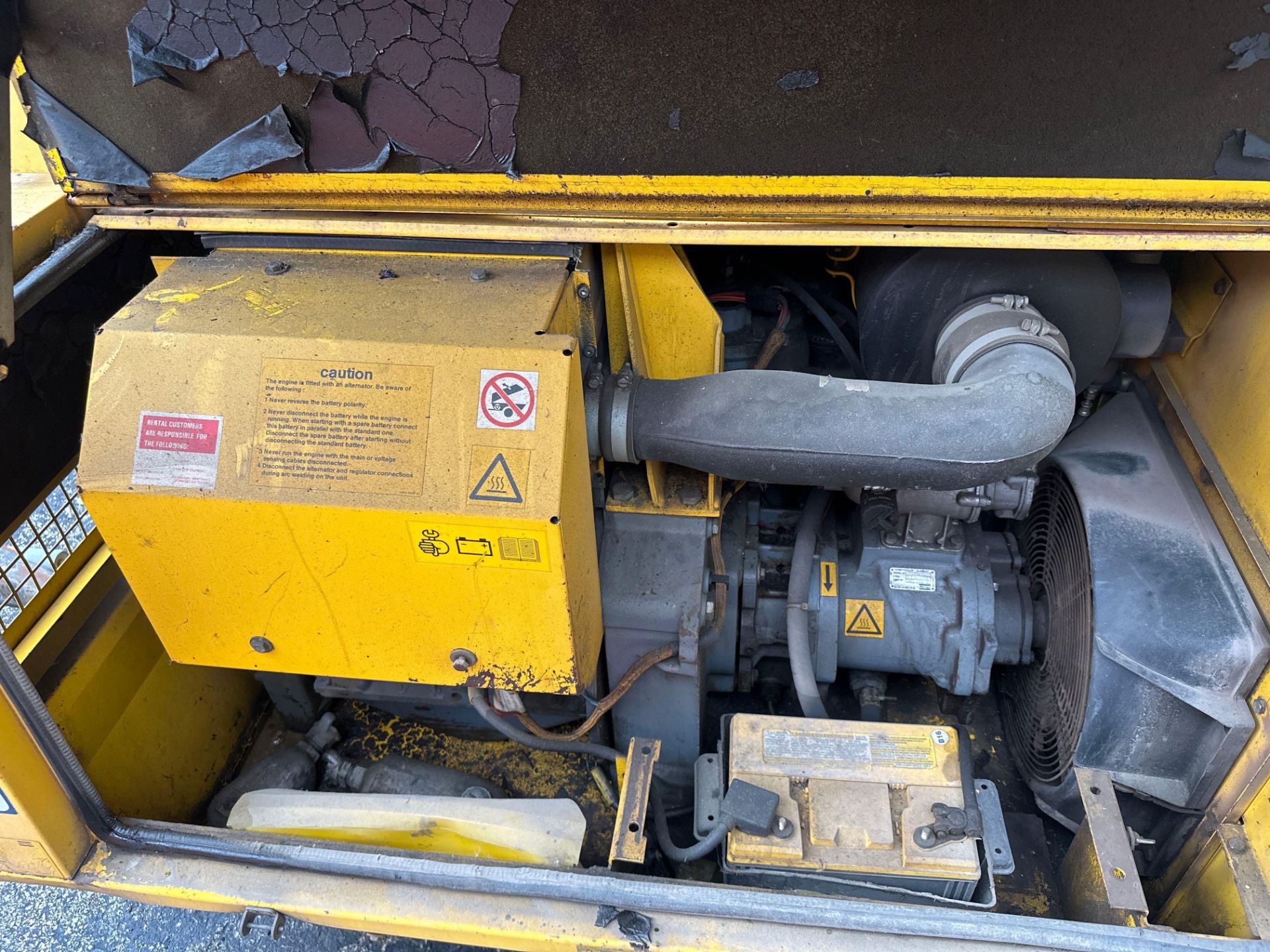 Atlas Copco Trailer Compressor - Bild 2 aus 6