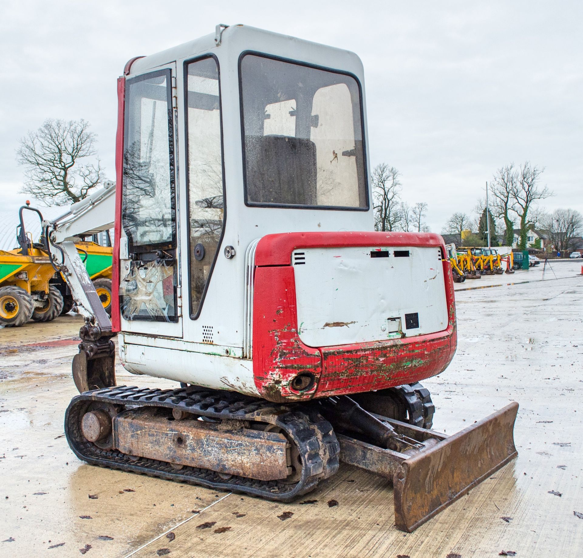 Takeuchi TB025 2.5 tonne rubber tracked mini excavator S/N: 1257305 Recorded Hours: 5849 blade, - Image 4 of 20