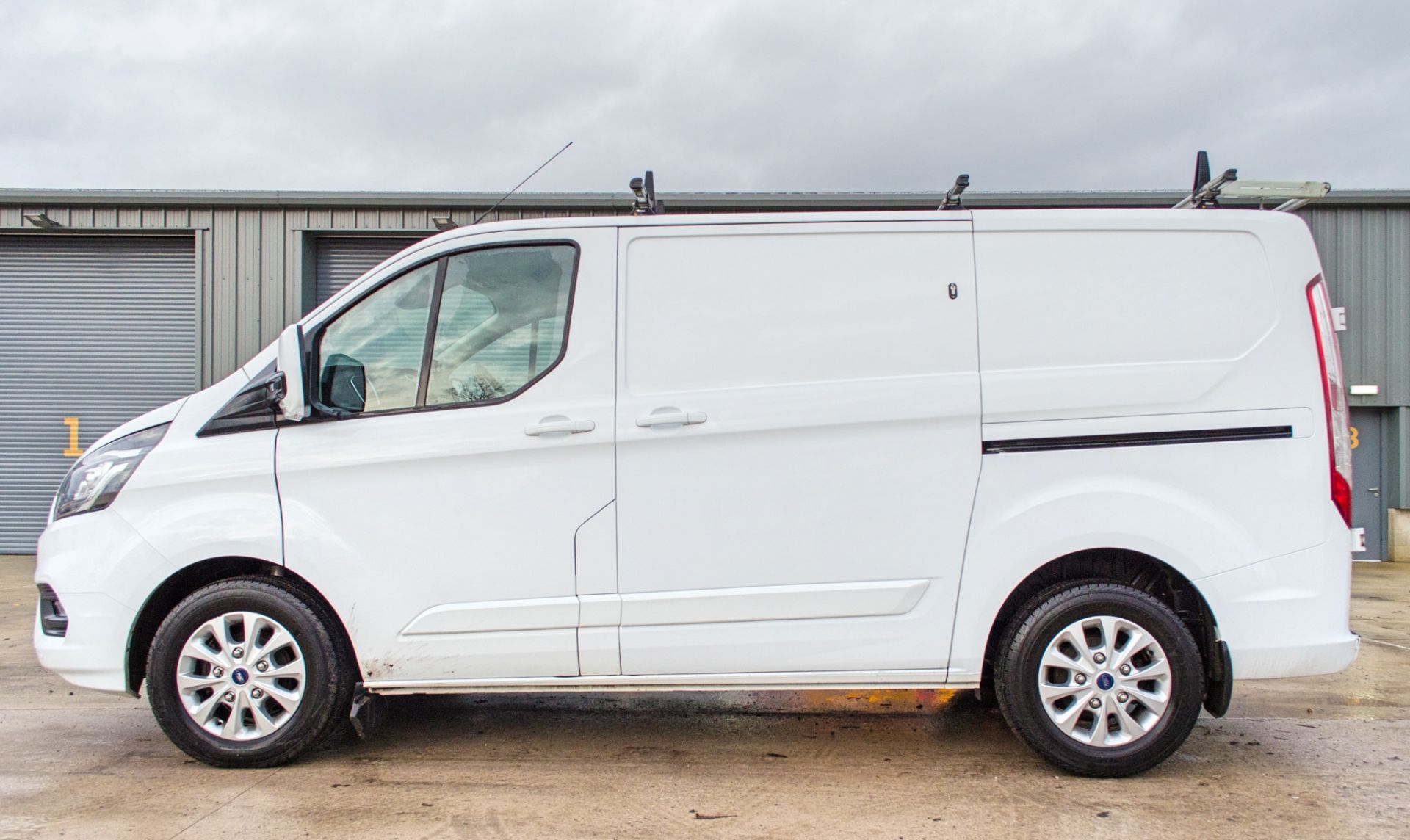 Ford Transit Custom Limited 300 130 TDCi L1H1 6 speed manual panel van Registration Number: CT18 CXJ - Image 8 of 30