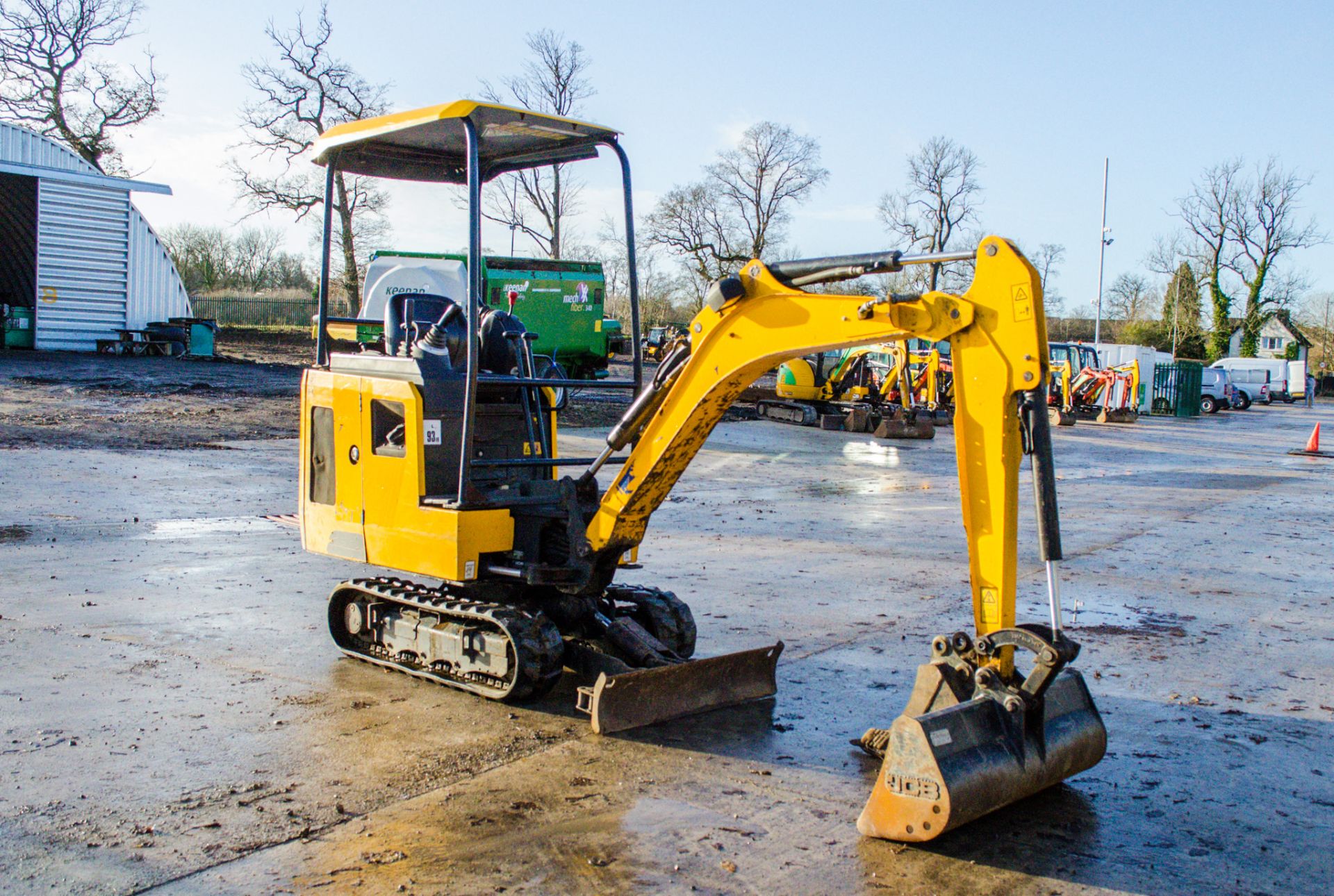 JCB 15C-2 1.5 tonne rubber tracked mini excavator Year: 2018 S/N: 2710038 Recorded Hours: 1221 - Image 2 of 22