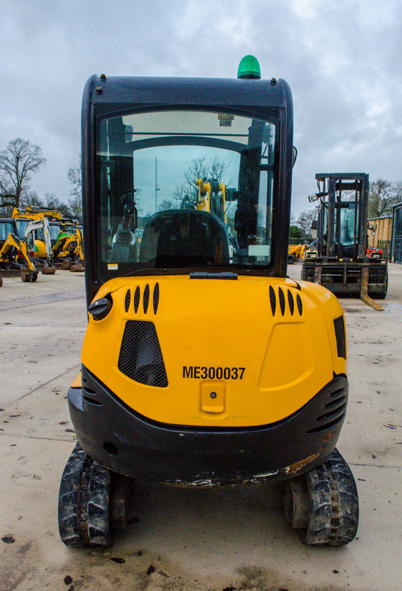 JCB 8026 CTS 2.6 tonne rubber tracked mini excavator Year: 2019 S/N: 2761110 Recorded Hours: 1332 - Image 6 of 24