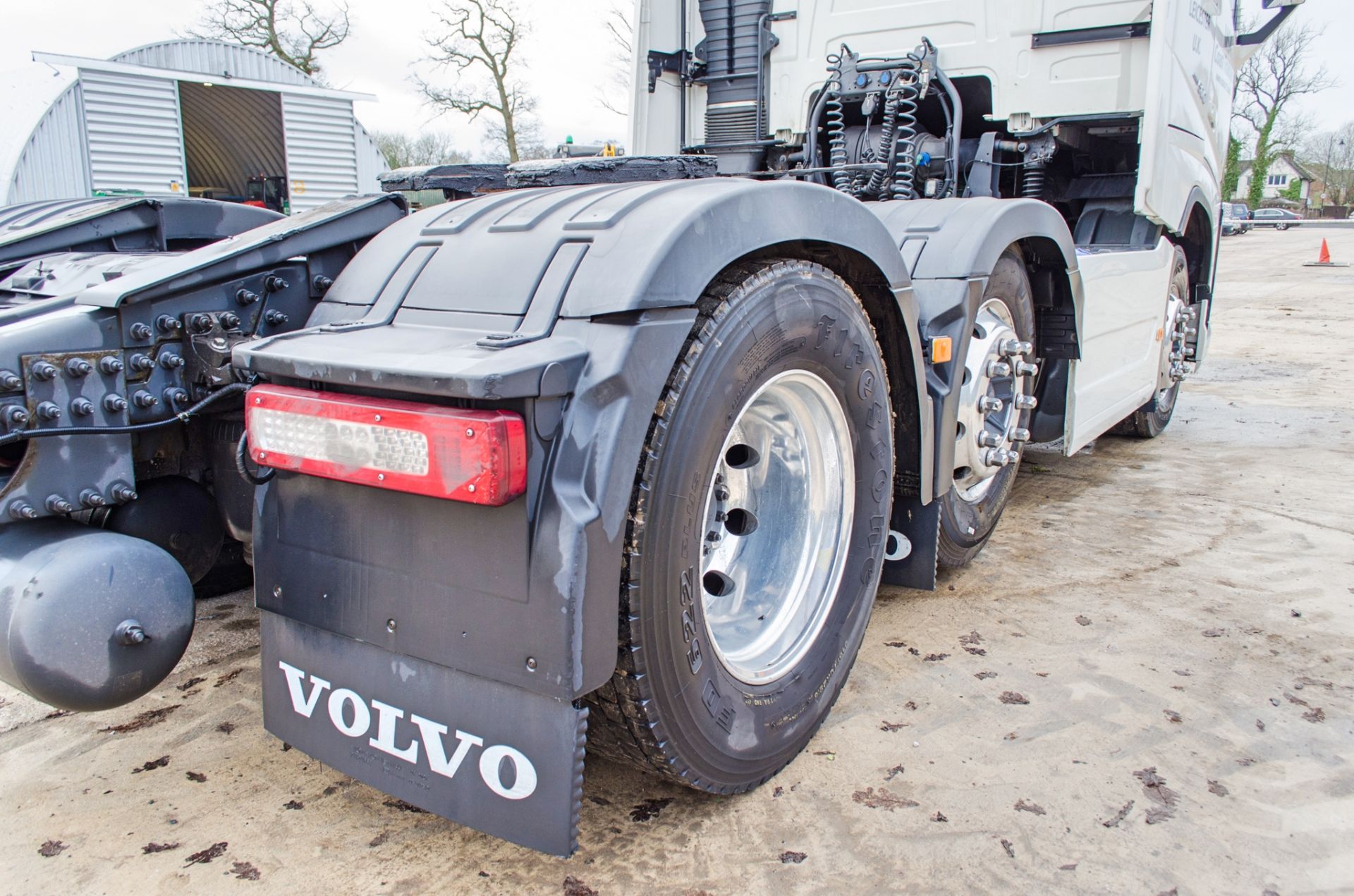 Volvo FH 500  6x2 tractor unit Registration Number: V500 MSA Date of Registration: May 2017 MOT - Image 12 of 25