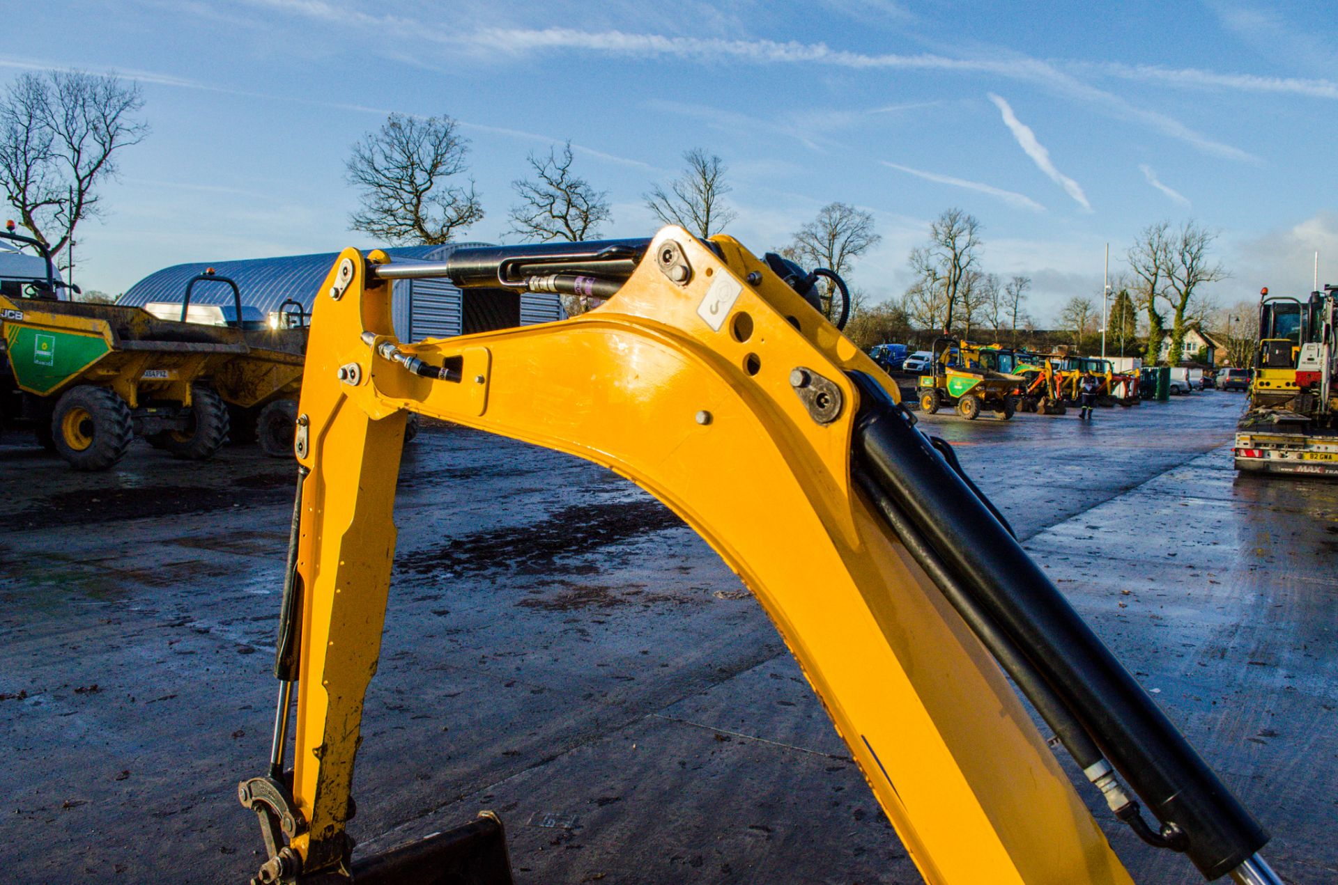 JCB 15C-2 1.5 tonne rubber tracked mini excavator Year: 2019 S/N: 2710250 Recorded Hours: 901 piped, - Image 11 of 22