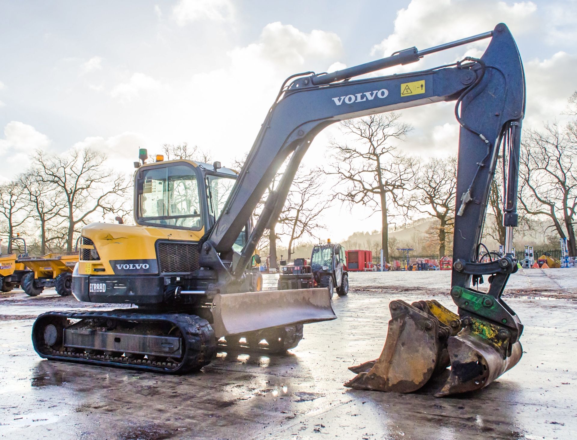 Volvo ECR 88D 9 tonne rubber tracked midi excavator Year: 2016 S/N: 211559 Recorded Hours: 5442 - Image 2 of 23