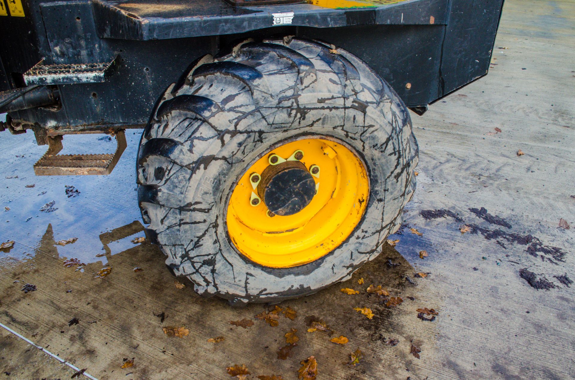 JCB 9T 9 tonne straight skip dumper Year: 2015 S/N: FRM8237  Recorded Hours: 2582 A681019 - Image 10 of 20