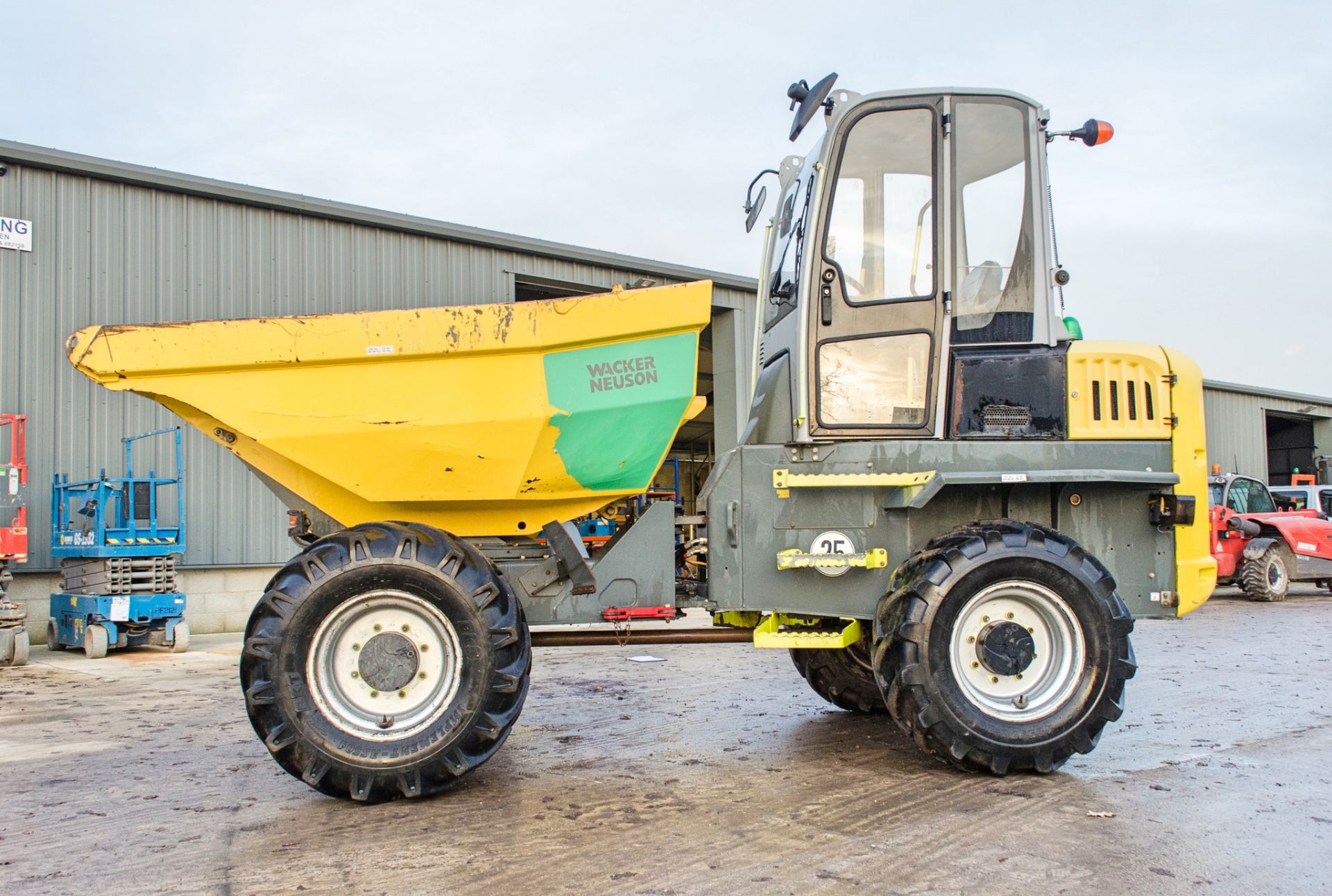 Wacker Neuson DW60 6 tonne swivel skip cabbed dumper Year: 2018 S/N: 01441 Recorded Hours: 1535 c/ - Image 7 of 23