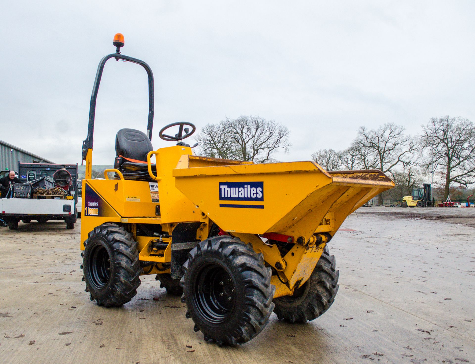 Thwaites 1 tonne 4wd hi-tip dumper Year: 2019 S/N: 7548 Recorded Hours: 390 XL1906-06 - Image 2 of 22