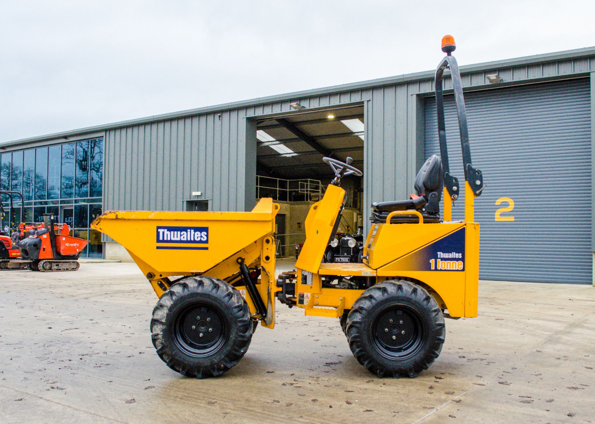 Thwaites 1 tonne 4wd hi-tip dumper Year: 2019 S/N: 7548 Recorded Hours: 390 XL1906-06 - Image 8 of 22