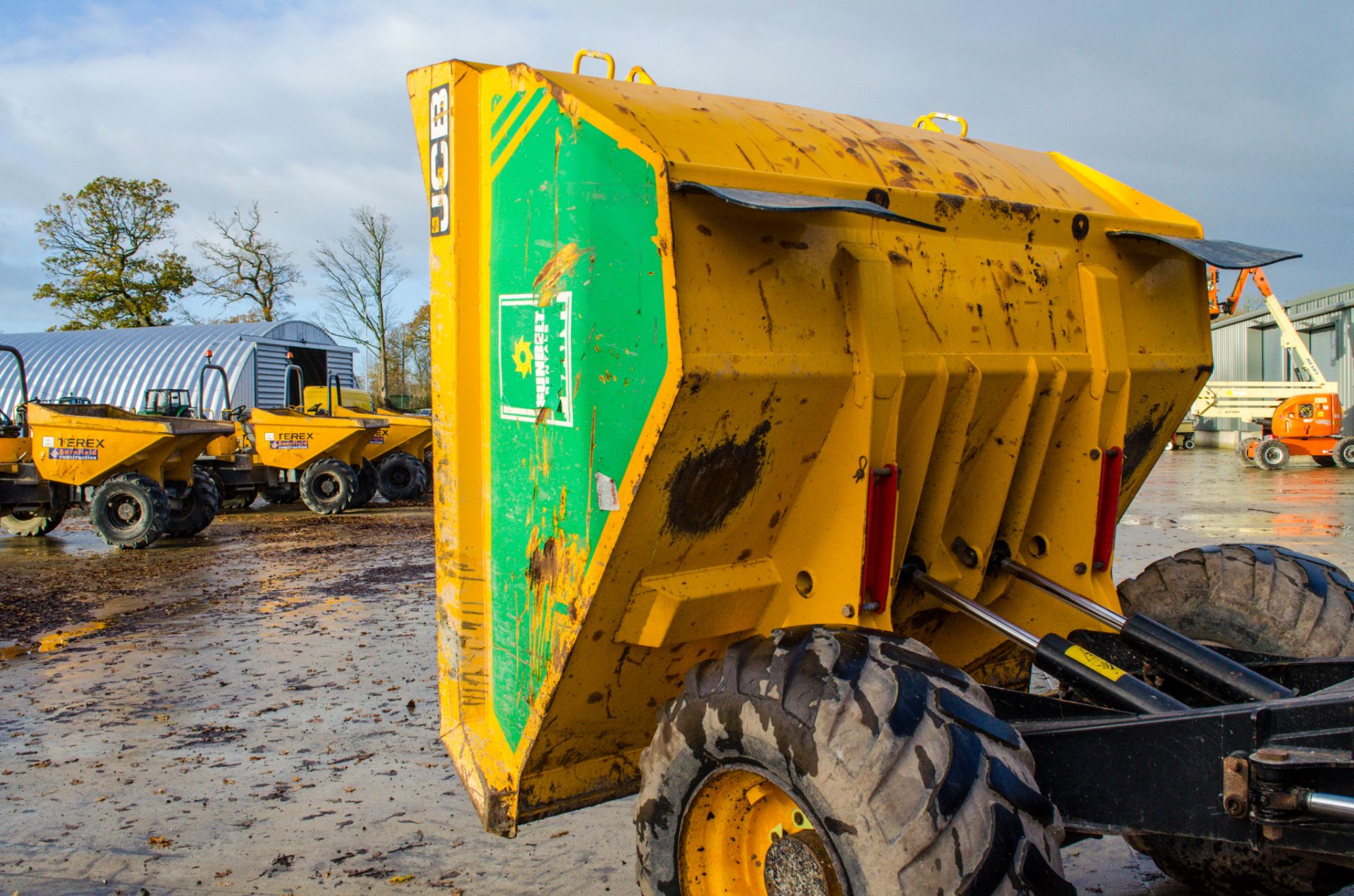 JCB 9T 9 tonne straight skip dumper Year: 2015 S/N: FRM8237  Recorded Hours: 2582 A681019 - Image 15 of 20