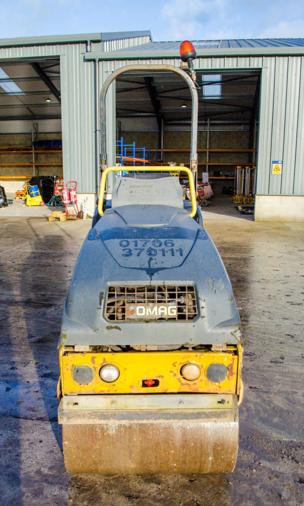 Bomag BW80 AD diesel driven roller Year: 2011 S/N: 1462001076 Recorded Hours: 1818 - Image 5 of 16