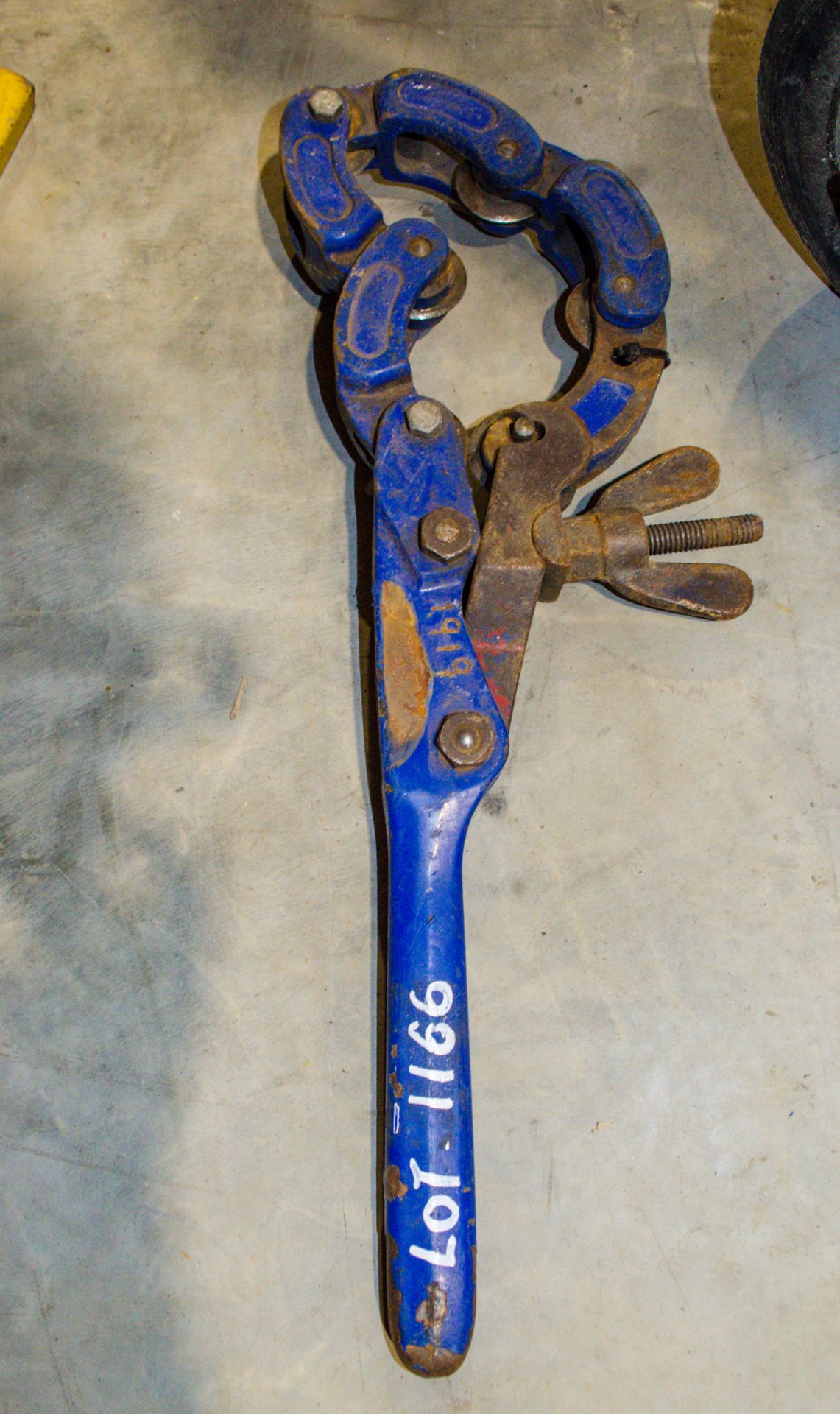 Record pipe cutter 19197035
