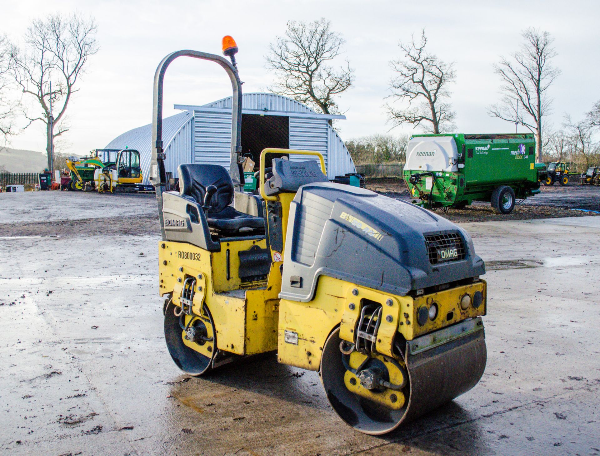 Bomag BW80 AD diesel driven roller Year: 2011 S/N: 1462001076 Recorded Hours: 1818 - Image 2 of 16