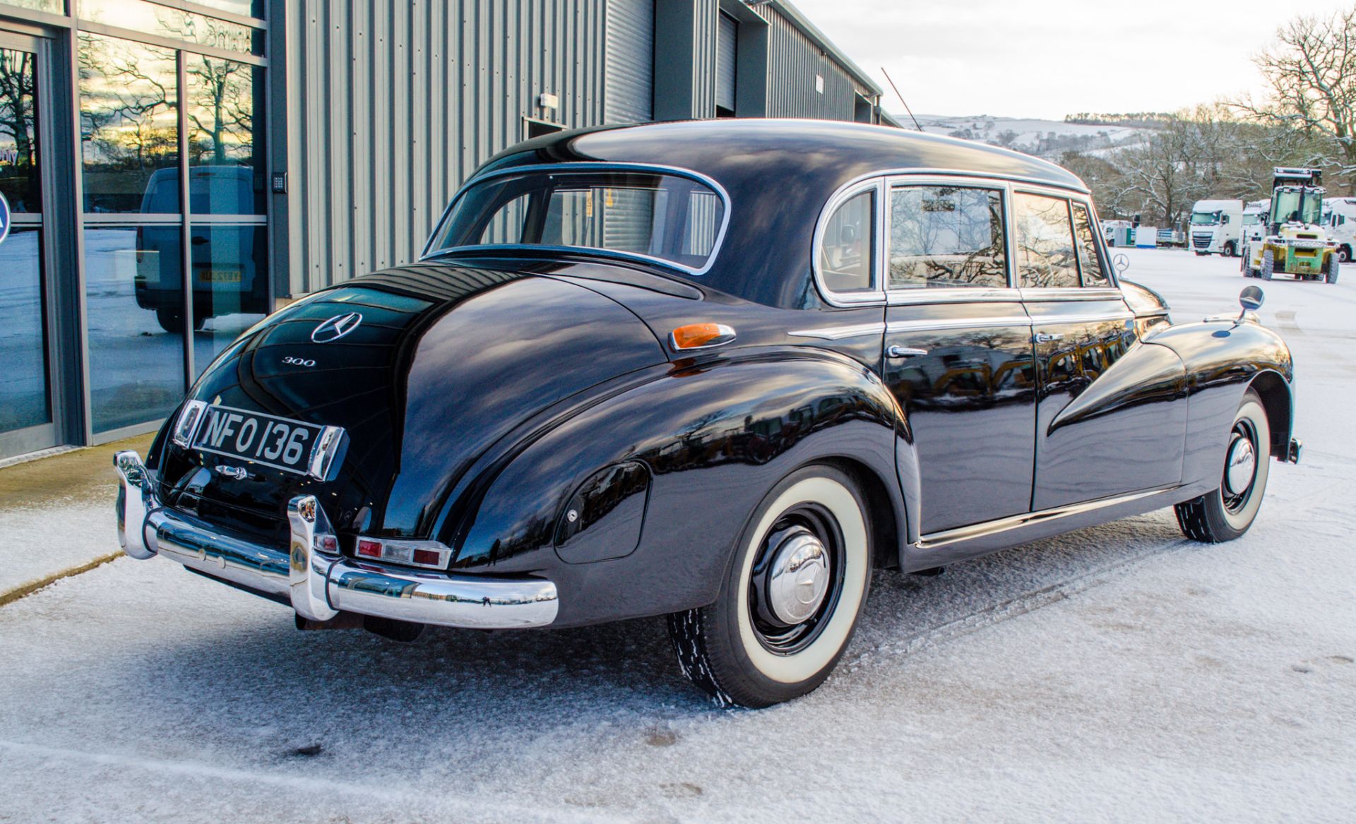 1956 Mercedes Benz 300 Adenauer 3 litre automatic 4 door saloon - Image 6 of 63