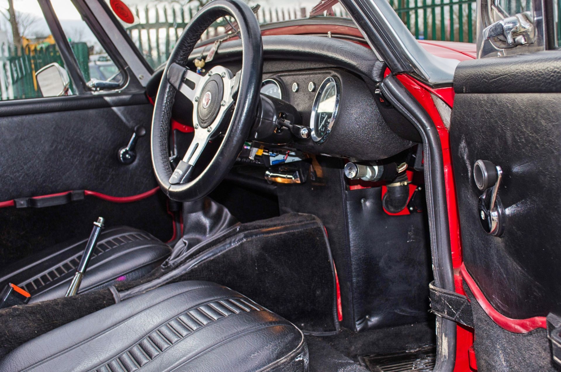 1975 MG Midget 1500 1491cc 2 door convertible - Image 36 of 55