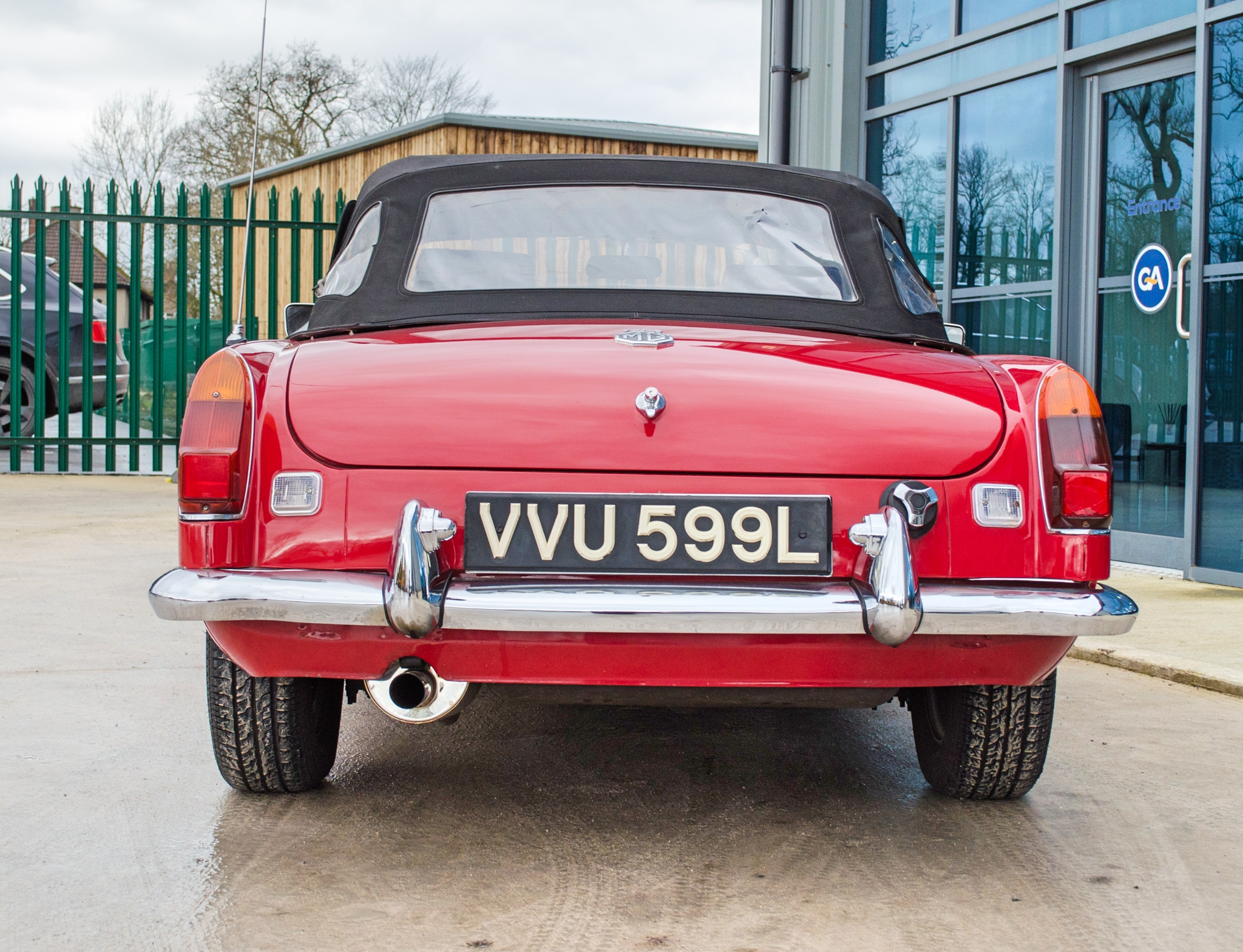 1972 MG B Roadster 1798 cc convertible - Image 11 of 54