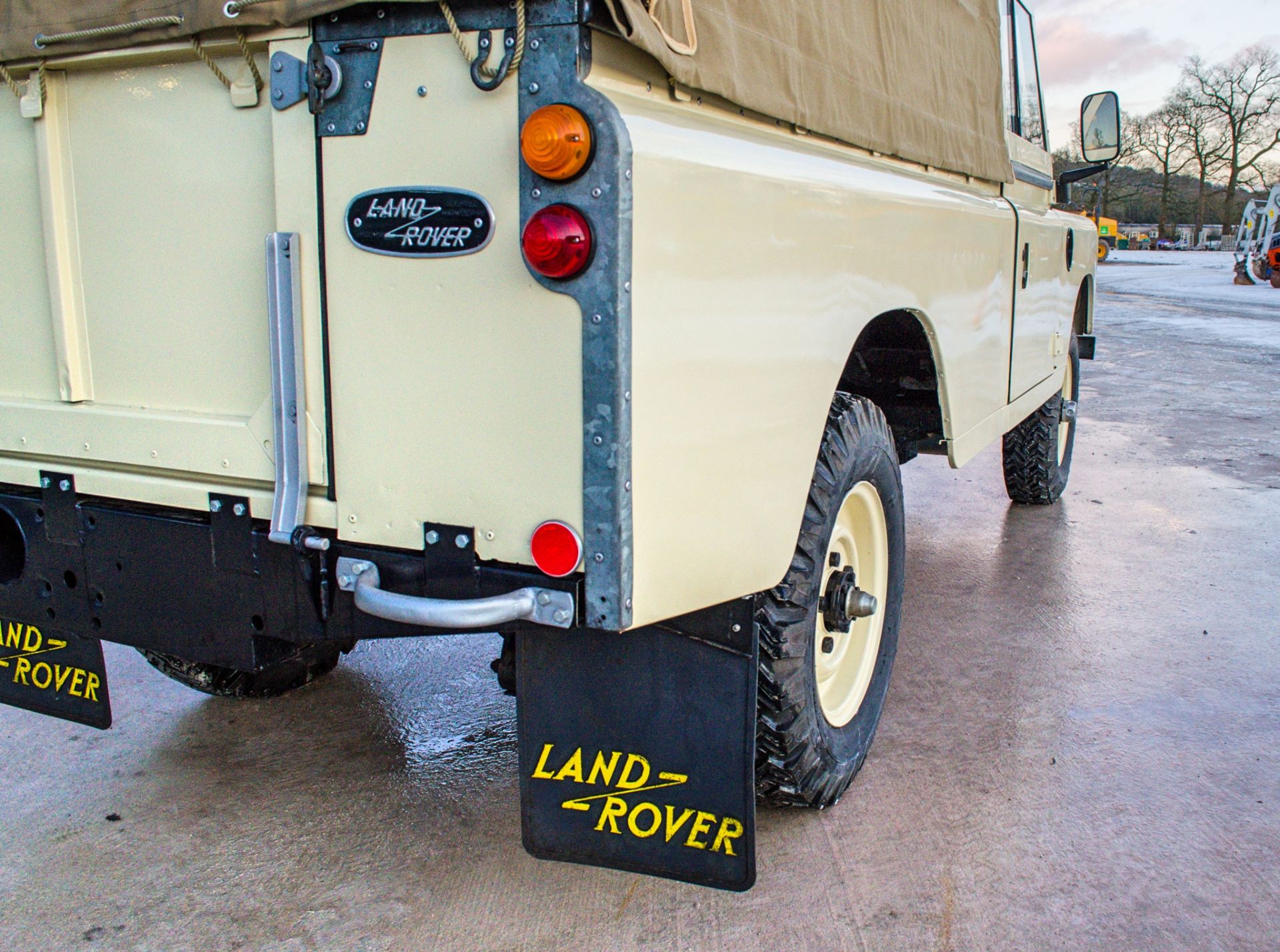 1978 Land Rover Series 3 109 2.25 litre petrol 2 door convertible 4 wheel drive - Image 20 of 48