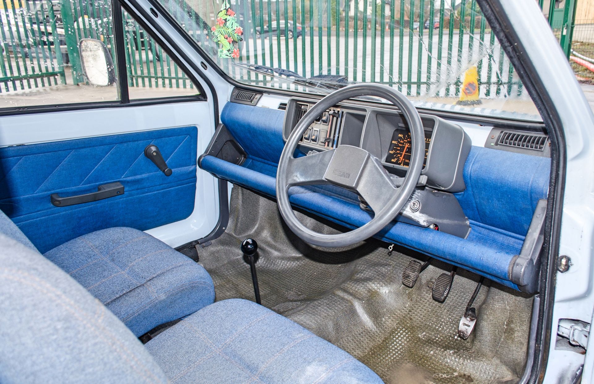1990 Seat Terra 903cc 2 berth Danbury Motor Caravan - Image 31 of 53