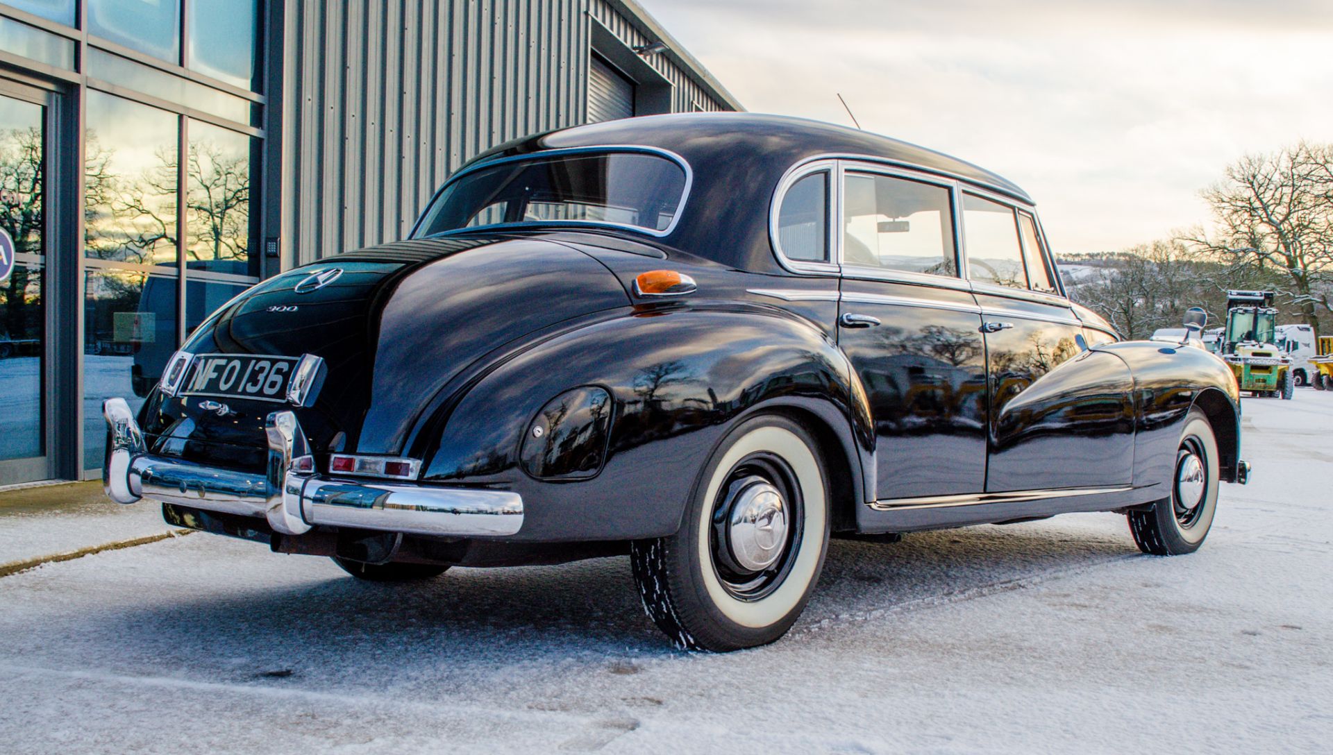 1956 Mercedes Benz 300 Adenauer 3 litre automatic 4 door saloon - Image 5 of 63