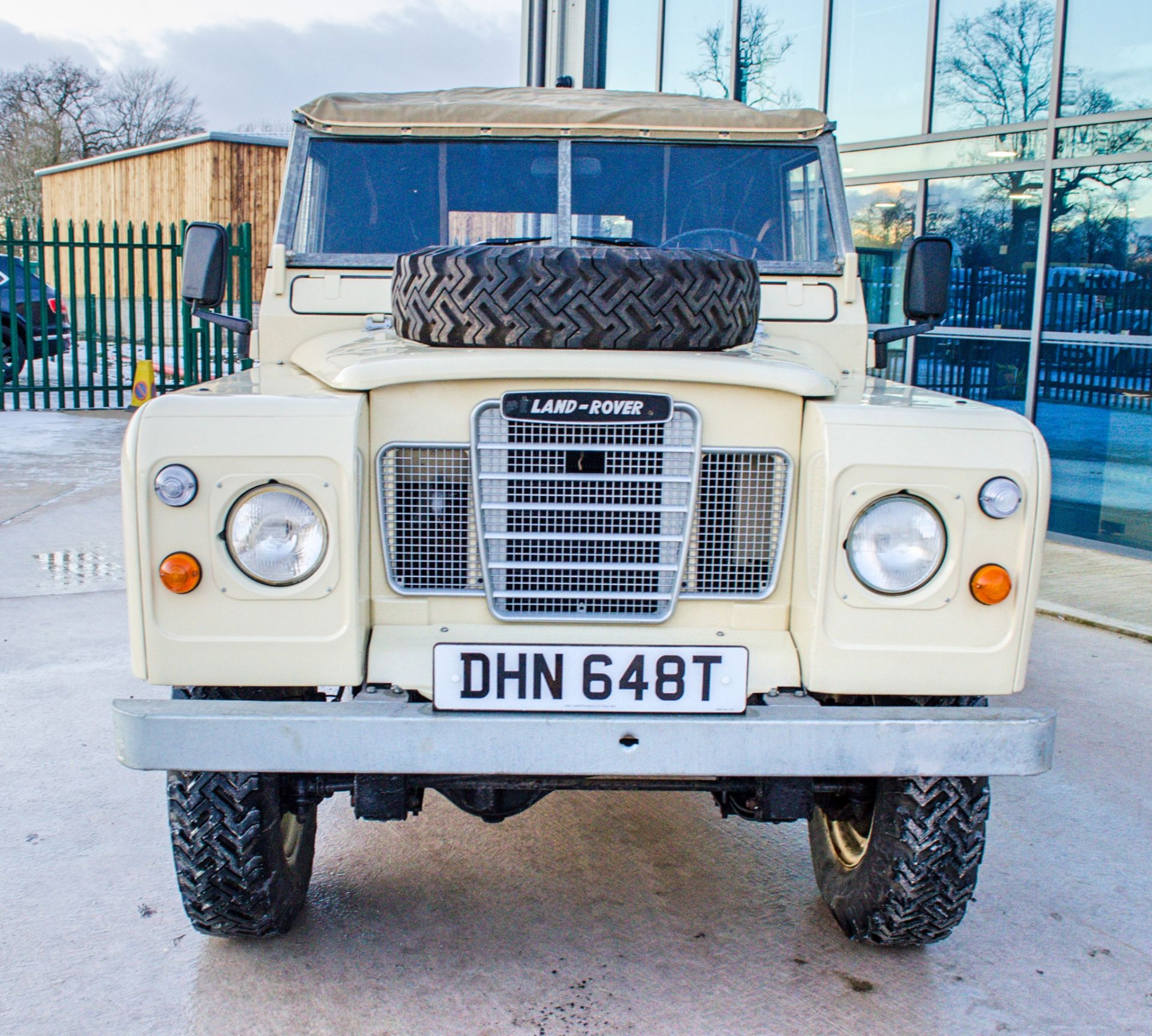 1978 Land Rover Series 3 109 2.25 litre petrol 2 door convertible 4 wheel drive - Image 8 of 48