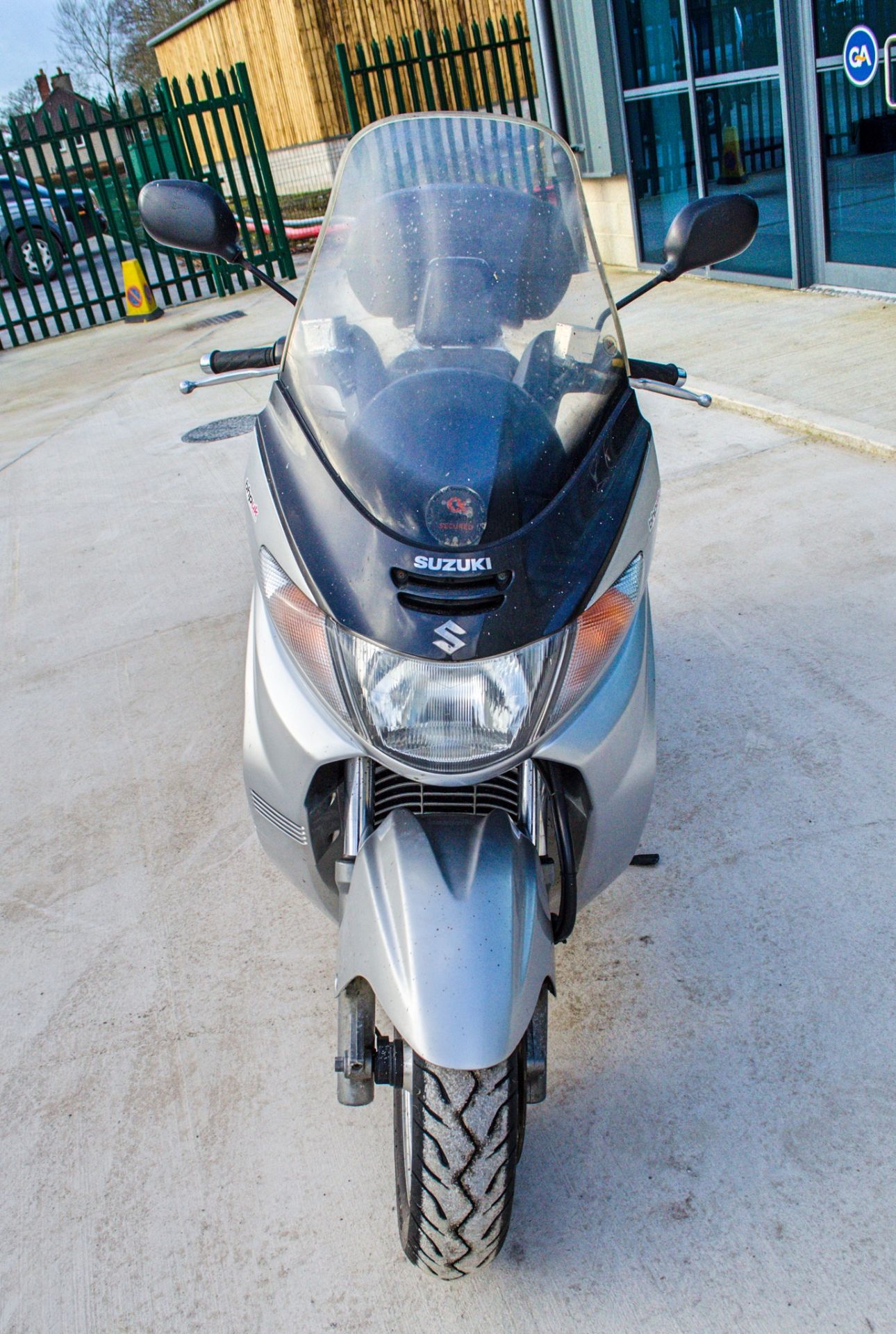 2001 Suzuki AN 400 Y 385cc Burgman scooter - Image 9 of 31