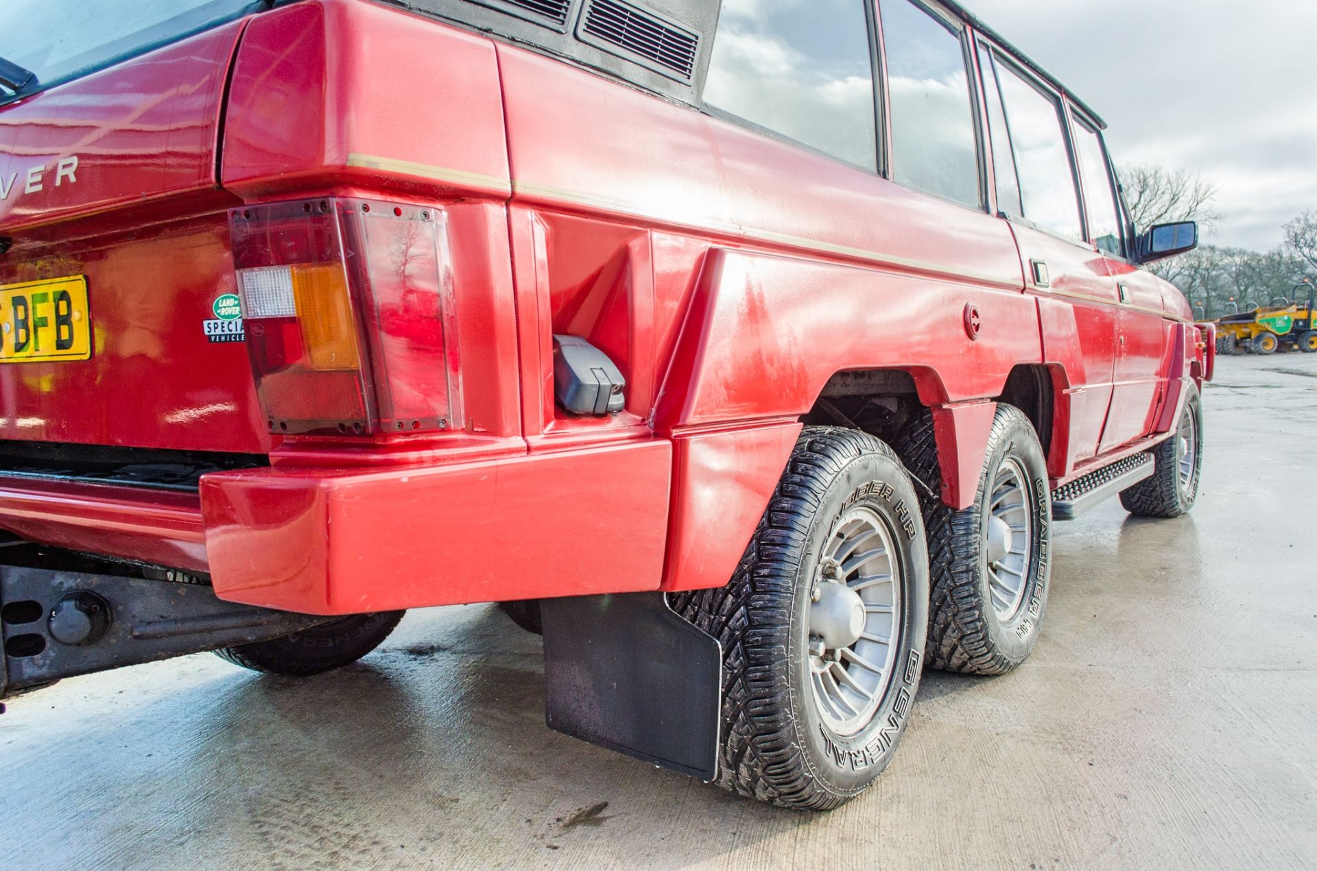 1985 Range Rover Glenfrome 3947cc V8 6-wheel 4 Door 4-wheel drive - Image 19 of 58