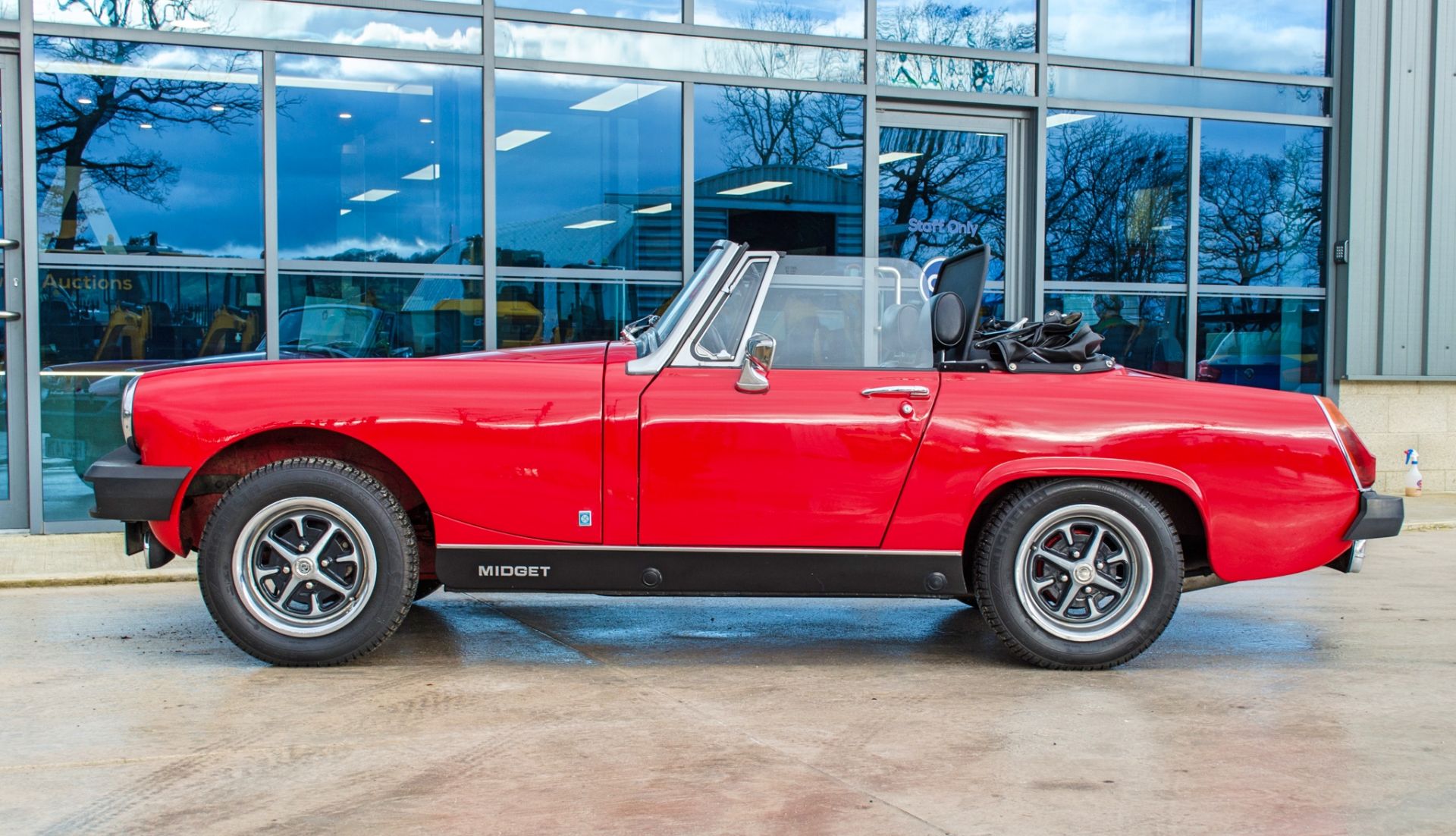 1975 MG Midget 1500 1491cc 2 door convertible - Image 20 of 55